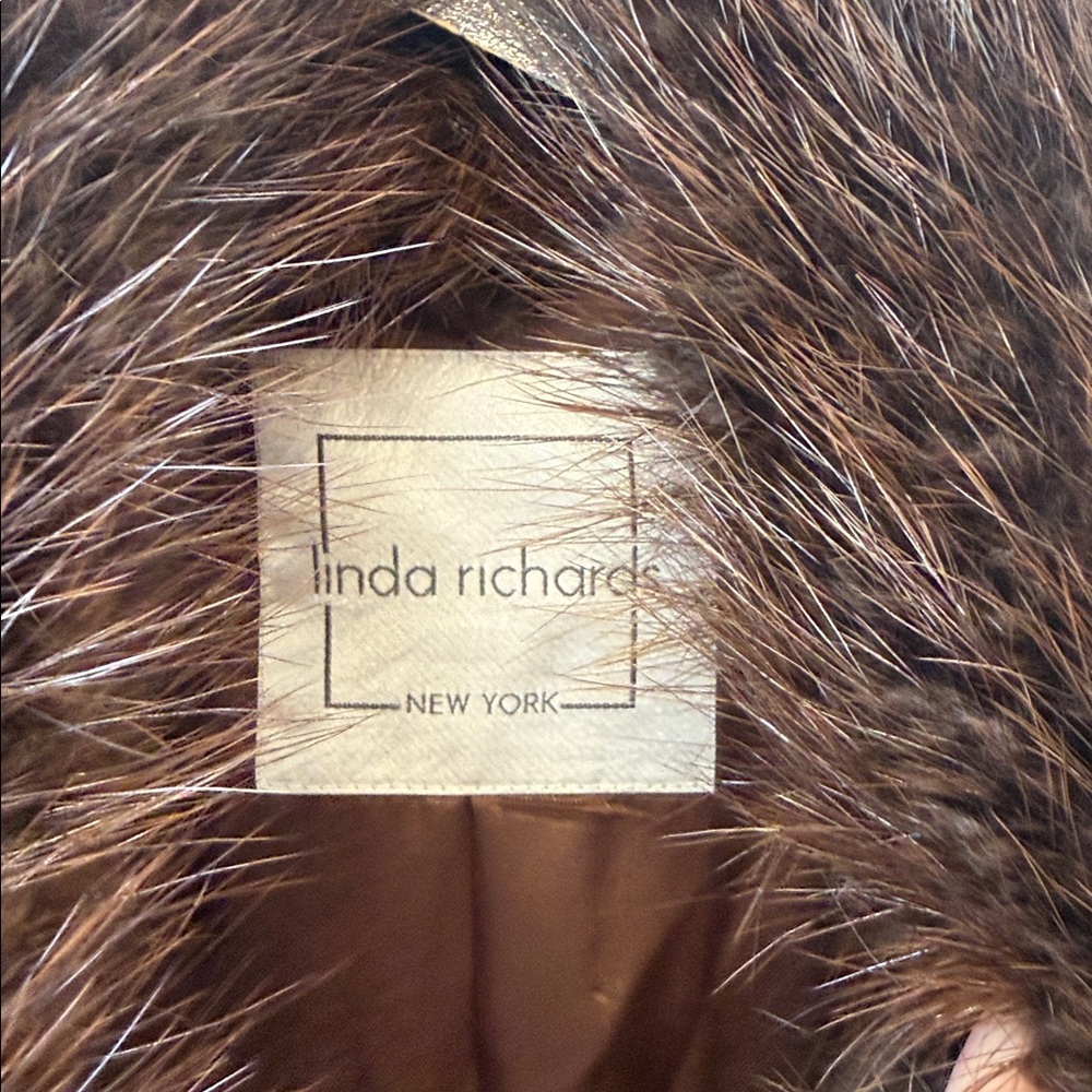 Linda Richards Beaver Jacket Xlarge - Picture 2 of 6